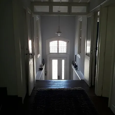 Madra House Guest house *
